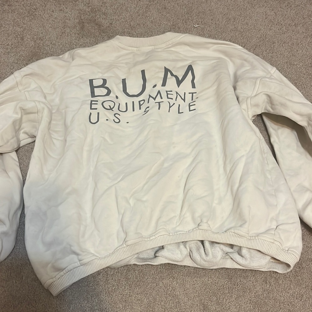 Slightly oversized crew sweatshirt
